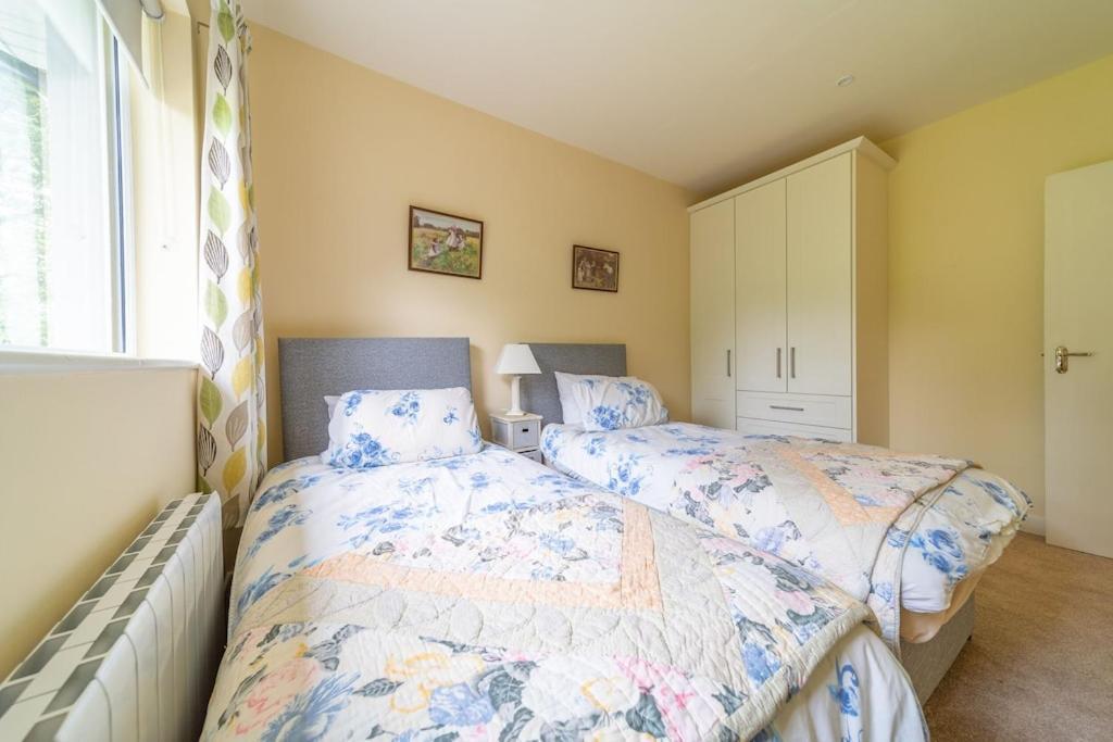 2 Bed Waterfront Property - Close To Courtmacsherry Cork Buitenkant foto
