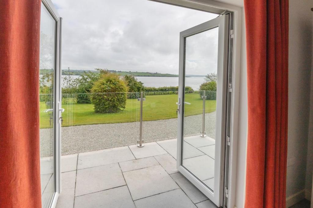 2 Bed Waterfront Property - Close To Courtmacsherry Cork Buitenkant foto