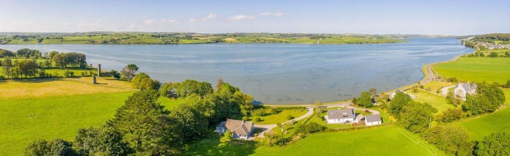 2 Bed Waterfront Property - Close To Courtmacsherry Cork Buitenkant foto
